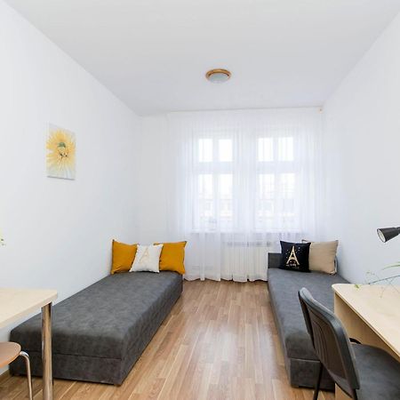 Auberge de jeunesse Akademikus Stary Toruń Extérieur photo