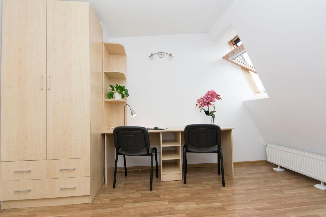 Auberge de jeunesse Akademikus Stary Toruń Extérieur photo