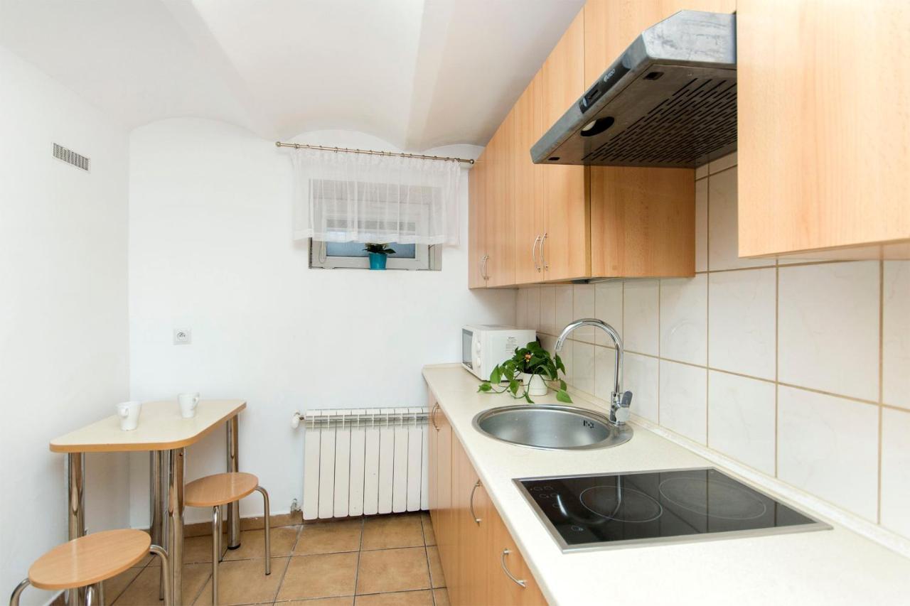 Auberge de jeunesse Akademikus Stary Toruń Extérieur photo