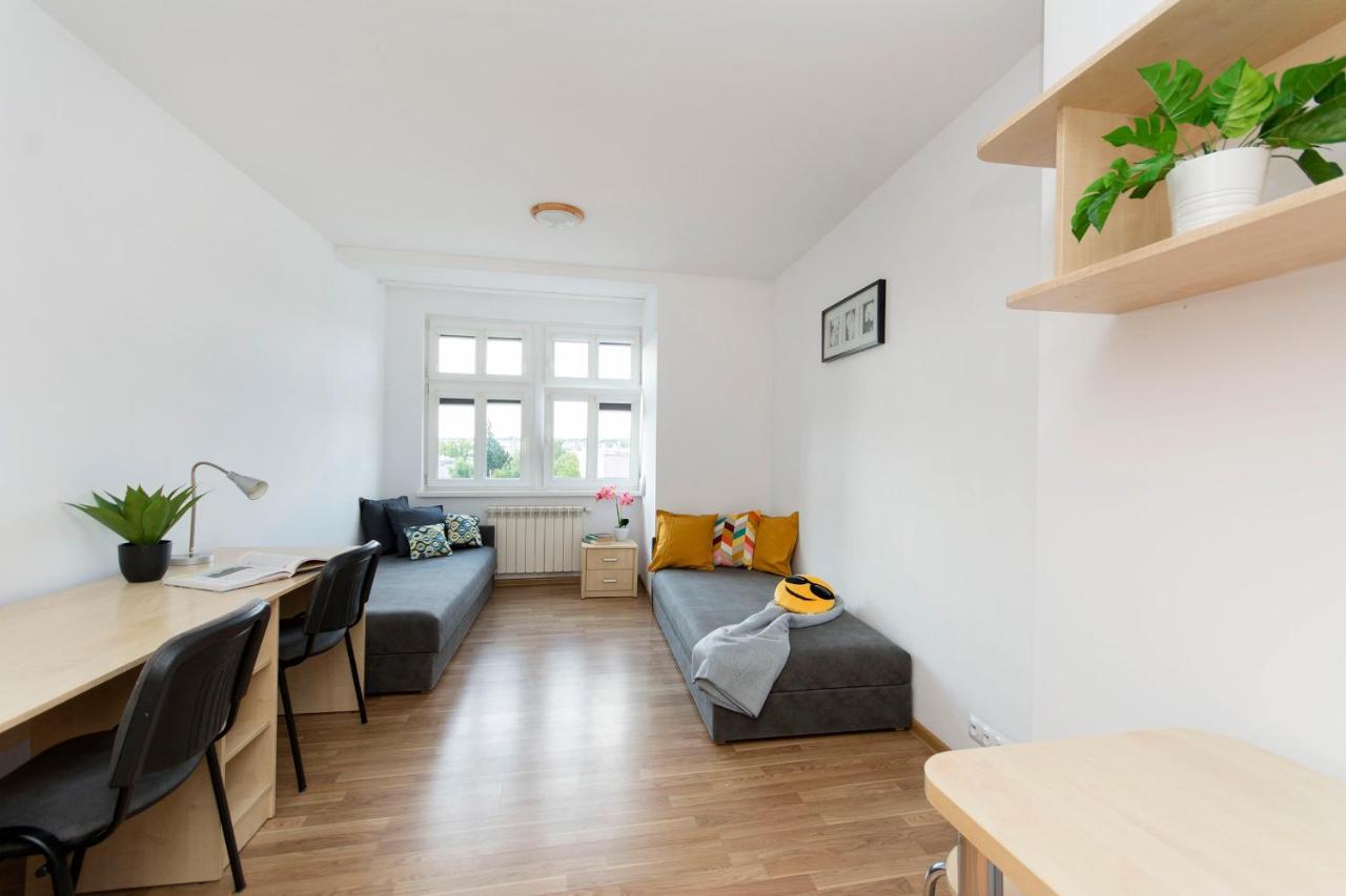 Auberge de jeunesse Akademikus Stary Toruń Extérieur photo