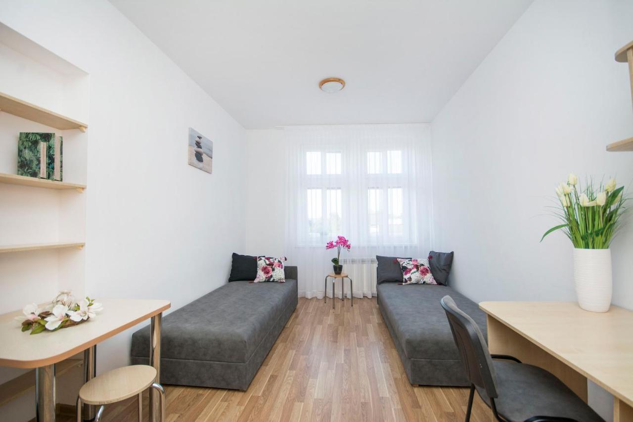 Auberge de jeunesse Akademikus Stary Toruń Extérieur photo