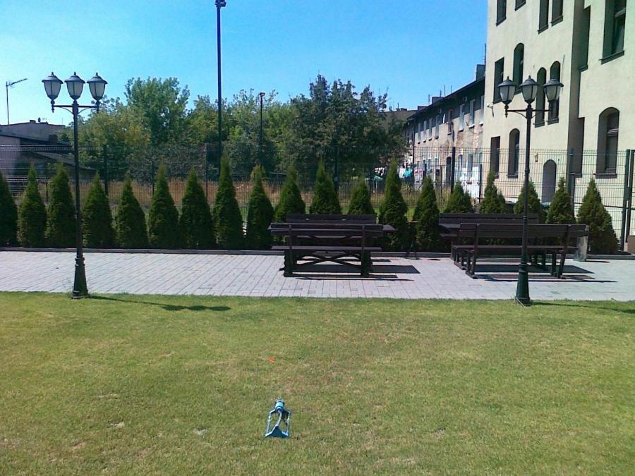 Auberge de jeunesse Akademikus Stary Toruń Extérieur photo